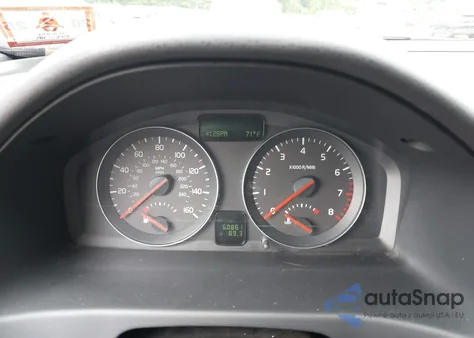 2009 Volvo S40 2.4I from USA, damaged, VIN YV1MS390492462962